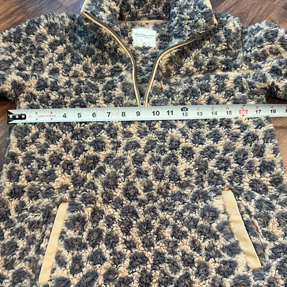 Abercrombie & Fitch Fleece Jacket - cheetah print Sherpa - Picture 8 of 10